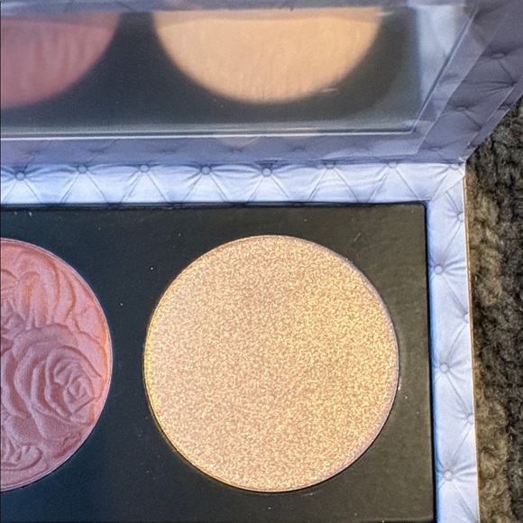 BNIB Pat McGrath Labs X Bridgerton Divine Blush & Glow Trio: Love at First Blush - Picture 10 of 10